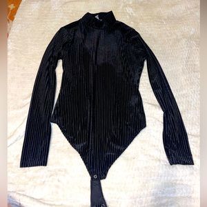 Ribbed velvet body suit